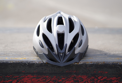 Das passende Fahrradzubehör macht jede Tour noch angenehmer. Statte dein Fahrrad oder E-Bike mit stylischen Accessoires von Prophete aus.