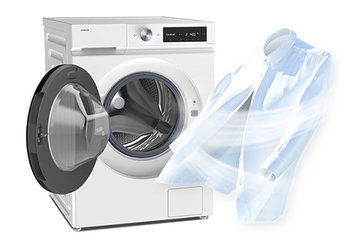 Air Refresh glättet Falten, entfernt Gerüche wie Rauch, beseitigt Bakterien6 und frischt Kleidung auf.