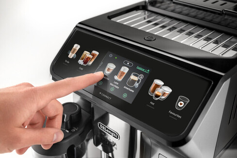 Ontdek alle volautomatische espressomachines van De'Longhi en bereid versgemalen bonen koffie met slechts één druk op de knop.