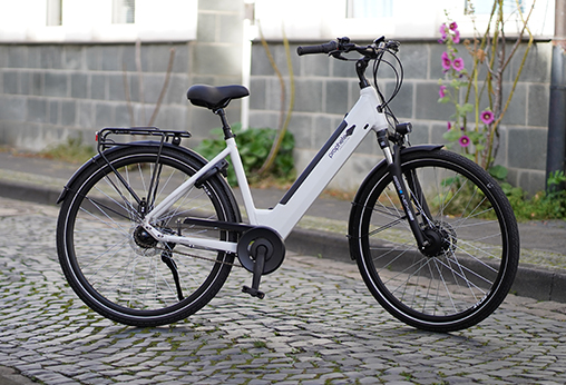  Finde dein neues Traum E-Bike unter den Prophete City E-Bikes. So fährst du entspannt durch die Stadt und der E-Bike Motor unterstützt dich dabei.