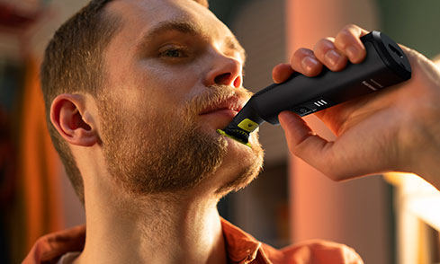 Designed for styling both face and body. Trim, Edge & Shave any length of hair.