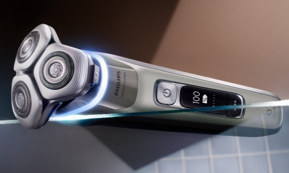 "Day long closeness, ultra gentle. 
Even in hardest-to-shave areas. Discover the range from the No.1 Shaving brand*"
