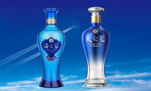 One Sip, Three Aromas.Aged for four years and artfully blended, Sky Blue delivers a refined, silky finish with lasting depth.