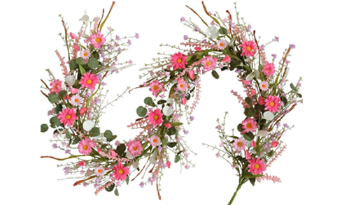 Flexible and easy to shape, it can be wrapped around ceilings, door frames, and shelves, with the vines stretching out like real ones, creating a natu