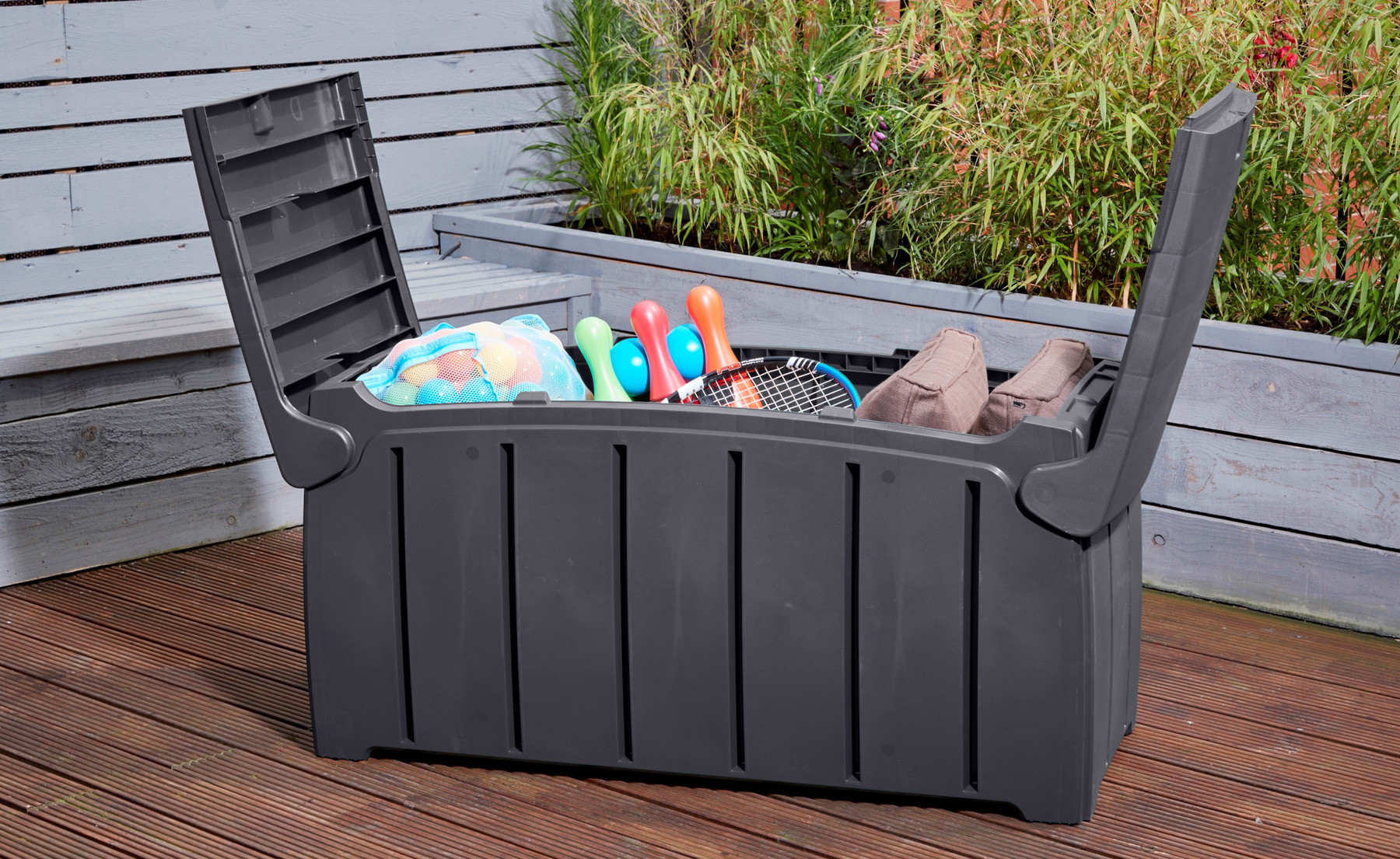 322L Garden Store (Boxed item)