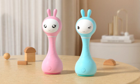 Hochet musical lumineux pour bébés de 0 à 24 mois. Dispose de 4 modes musicaux et de 9 cartes de couleurs, aide à la reconnaissance des couleurs, un joli cadeau pour les tout-petits.