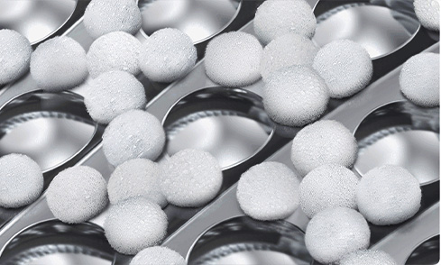 Die Ecobubble™-Technologie von Samsung gibt das Waschmittel direkt als Schaumpolster in die Trommel.