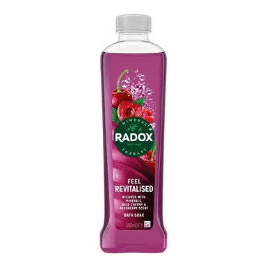 Radox Mineral Therapy Feel Revitalised Bath Soak with Cherry & Raspberry 500ml