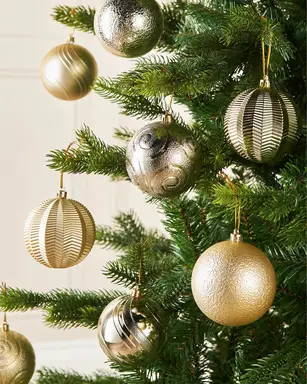 WeRChristmas Pale Gold Shatterproof Baubles, 16 Pack, 8 cm
