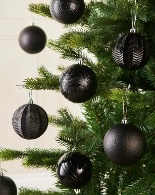 WeRChristmas Black Shatterproof Baubles, 16 Pack, 8 cm