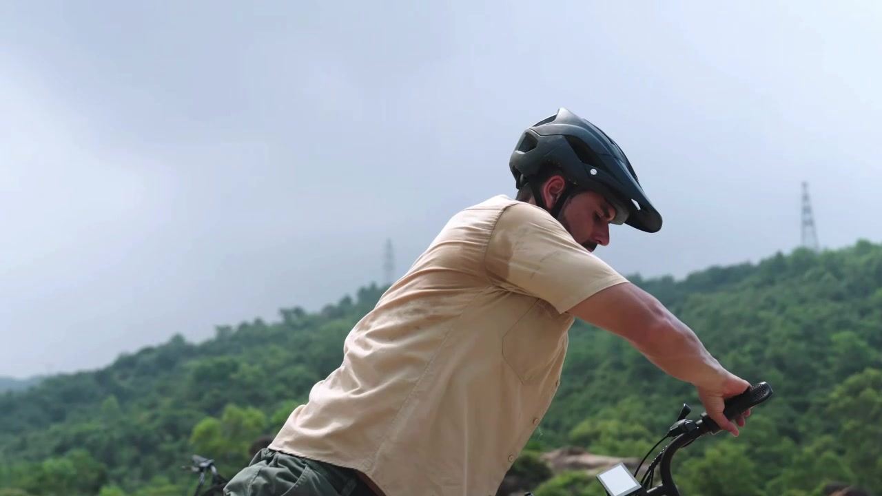 URLIFE 20" * 4 Vélo électrique pour adulte, équipé d'une batterie amovible 48 V 15,6 Ah, autonomie de 80 mi par charge, 7 vit image 0