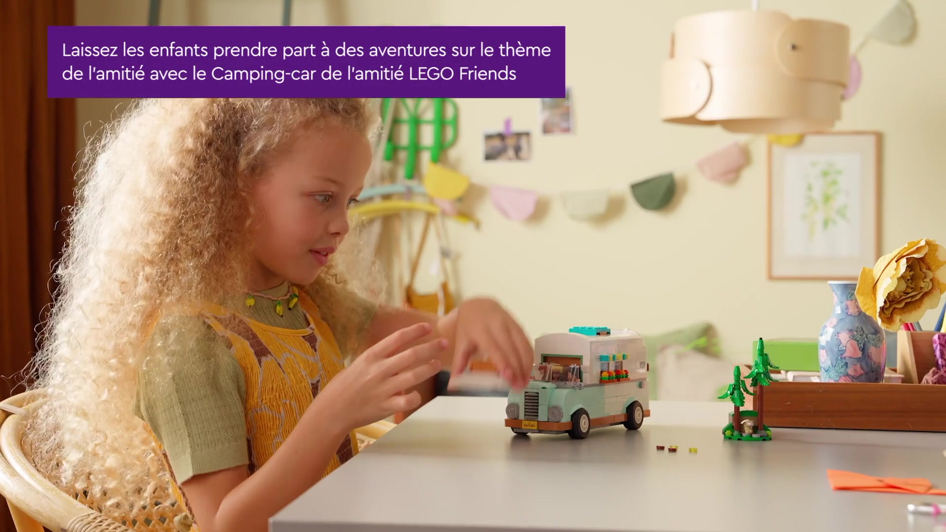 LEGO Friends 42663 Camping-car de l’amitié image 1