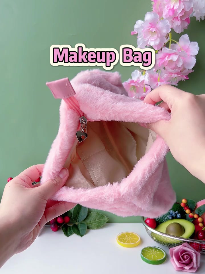 QUIYUM Watermelon Skincare Set (14pcs): Includes Cleanser 100g, Serum 2ml×10, Eye Cream 20g, Eye Masks 6g×3, Lip Masks 6g×3, Cream 50g, with a Headband, Nail Stickers, Makeup Mirror, and Makeup Bag. image 0