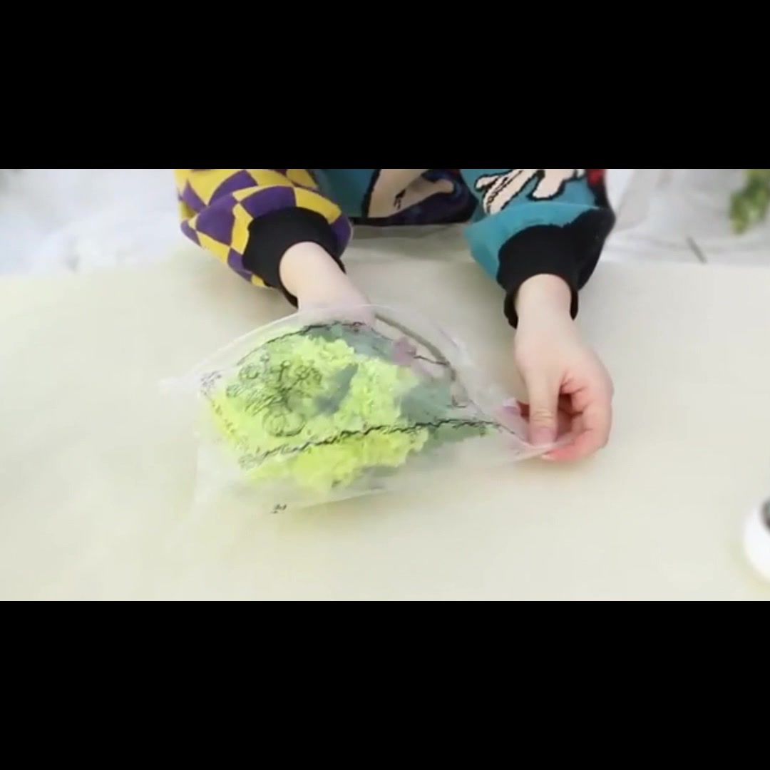 Yuejia 1Pc 13in/33cmArtificial 7-Head Hydrangea Silk Flower Silk Flower Living Room Bedroom Wedding Flower Arrangement Artificial Flower Decoration(green) image 0