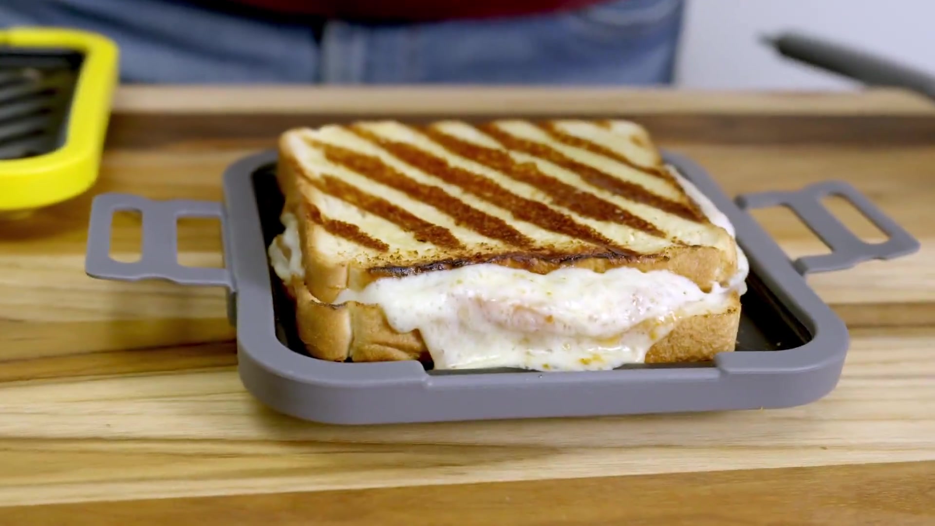 Drew&Cole Clever Micro Toastie Maker - Extra Crispy Toastie, Panini, Sandwiches, Compact & Dishwasher Safe image 0