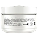 OLAY Complete Moisturise & Glow Day Cream with SPF15, for Healthy Glowing Skin, 50ml image 3