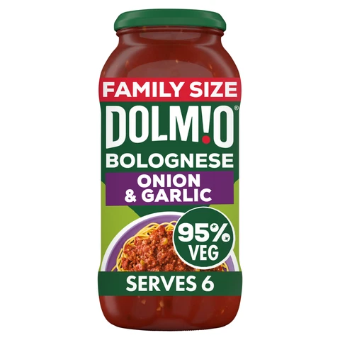Dolmio Bolognese Onion And Garlic Pasta Sauce 675g