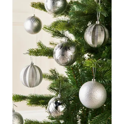 WeRChristmas Silver Shatterproof Baubles, 16 Pack, 8 cm
