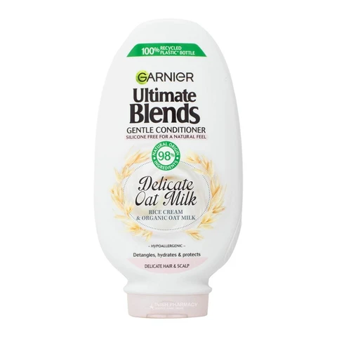 Garnier Ultimate Blends Delicate Oat Milk Soothing Vegan Conditioner 400ml