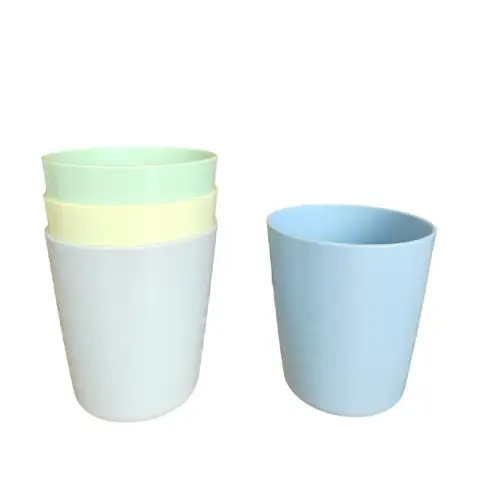  4-Piece Reusable Plastic Tumblers With Lids Leakproof Travel Drinking Cups Multicolor    