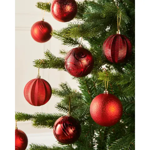 WeRChristmas Christmas Red Shatterproof Baubles, 16 Pack, 8 cm