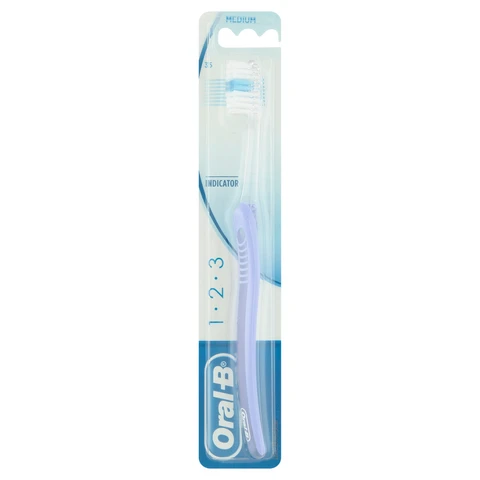 Oral-B 123 Indicator Medium Manual Toothbrush
