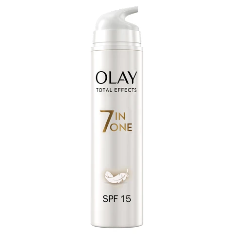 OLAY Total Effects Featherweight 7in1 Day Face Cream with SPF15, 50ml
