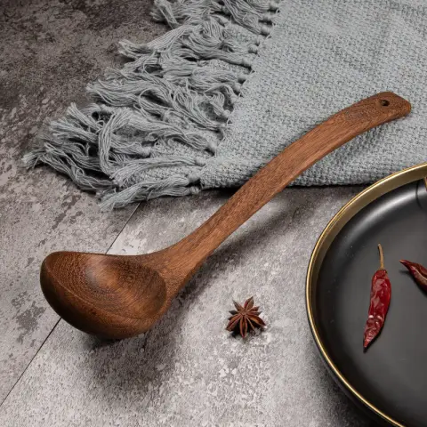 J.Zao Cuillère à soupe en bois - Grande