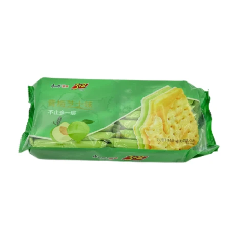 Master Kong 3+2 Sandwich Crackers (Plum Cheese Flavor) 400G