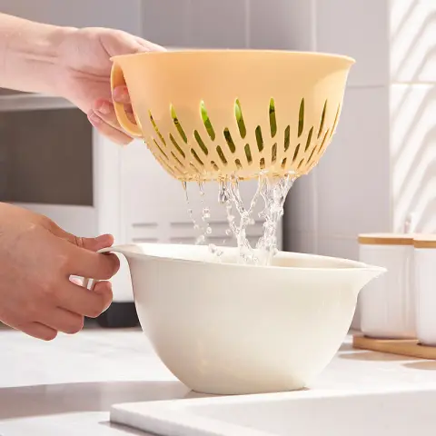 COOKER KING Square 2 in 1 Drain Colander Plastic Set for Placing and Washing Fruit Draining Quickly Multifuntional Washing Bowl Strainer Kitchen Set