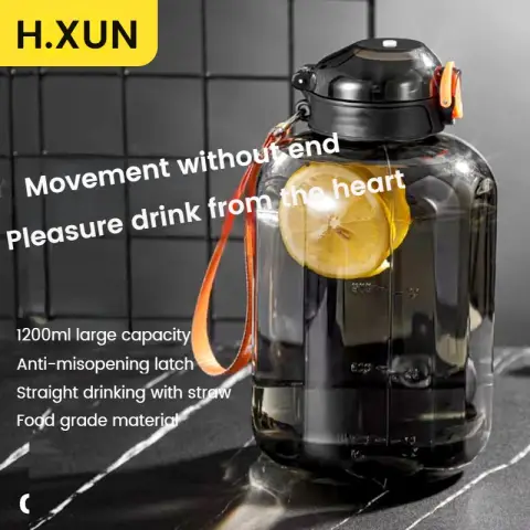H.XUN Wasserflasche (großes Fassungsvermögen, Sportwasserkrug aus Kunststoff, 1,2 l) – Schwarz