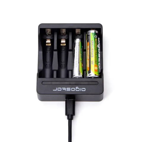 Aigostar Quick Battery Charger with Smart IC for 4 AA/AAA Black