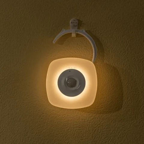 Aigostar LED Sensor Nachtlampje PIR+Lichtsensor met Haak/Frameloze Vorm 3000k Warm Light 18lm