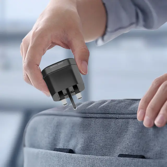 LDNIO Universal Travel Adapter UK Plug to US|EU|UK|CN|AU - 100-250V, 50-60Hz 10A/2500W